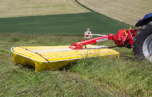 NOVACAT 352 V rear mower: compact, lightweight  and best cutting quality